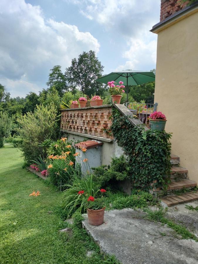 Casa Relax Immersa Nel Verde Della Natura Casalborgone Exterior photo